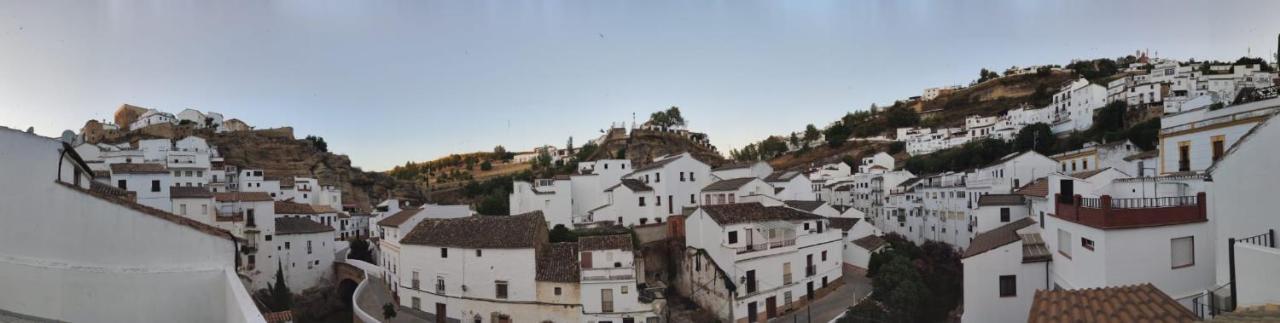 El Nido De La Galeria Apartment Setenil De Las Bodegas ภายนอก รูปภาพ