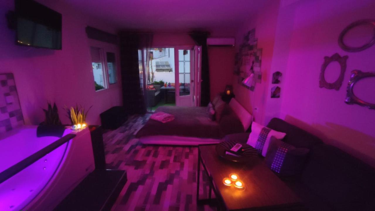 El Nido De La Galeria Apartment Setenil De Las Bodegas ภายนอก รูปภาพ