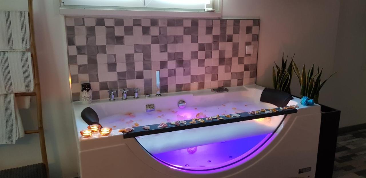 El Nido De La Galeria Apartment Setenil De Las Bodegas ภายนอก รูปภาพ